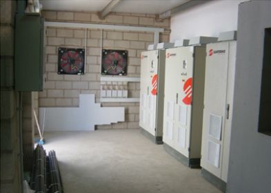 Técnicas Energéticas Yuste habitación con equipos eléctricos