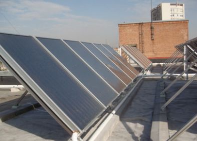 Técnicas Energéticas Yuste paneles solares en techo